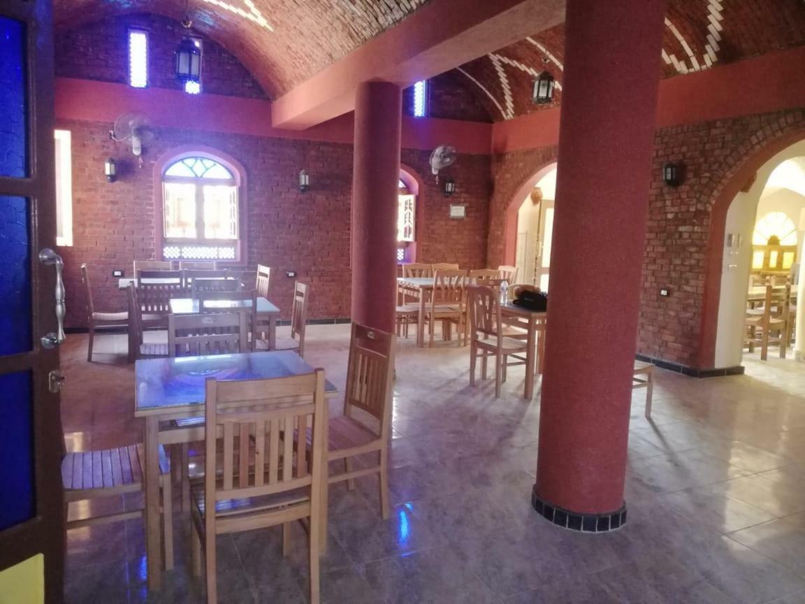 Ahmed Safari Camp Hotel Bawiti Exterior photo